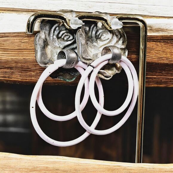 Vtg Pewter 3D Metal Rose Earrings Baby Pink Double Loops Romantic Roses Flower - Picture 4 of 11